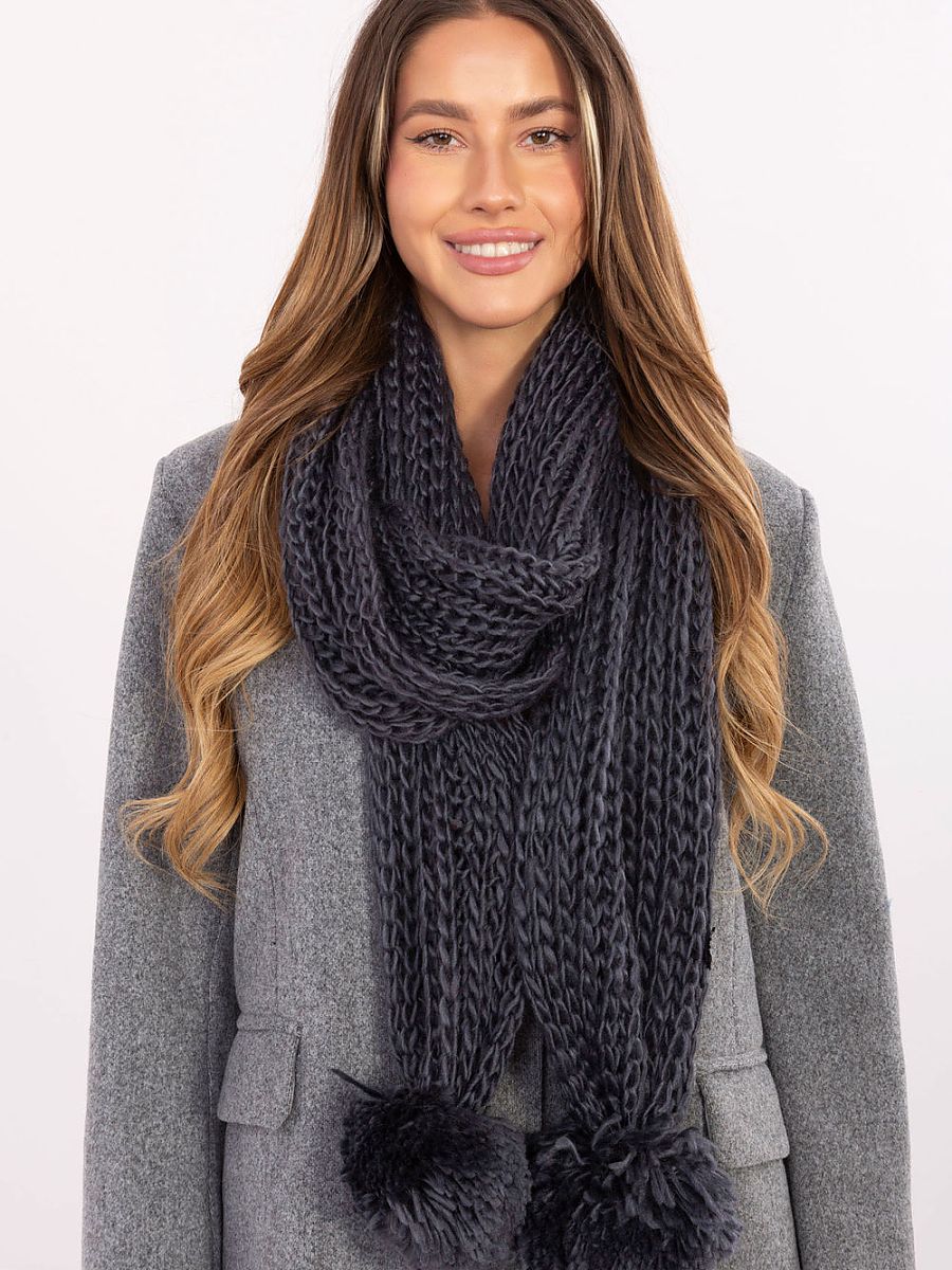 Shawl model 220390 AT