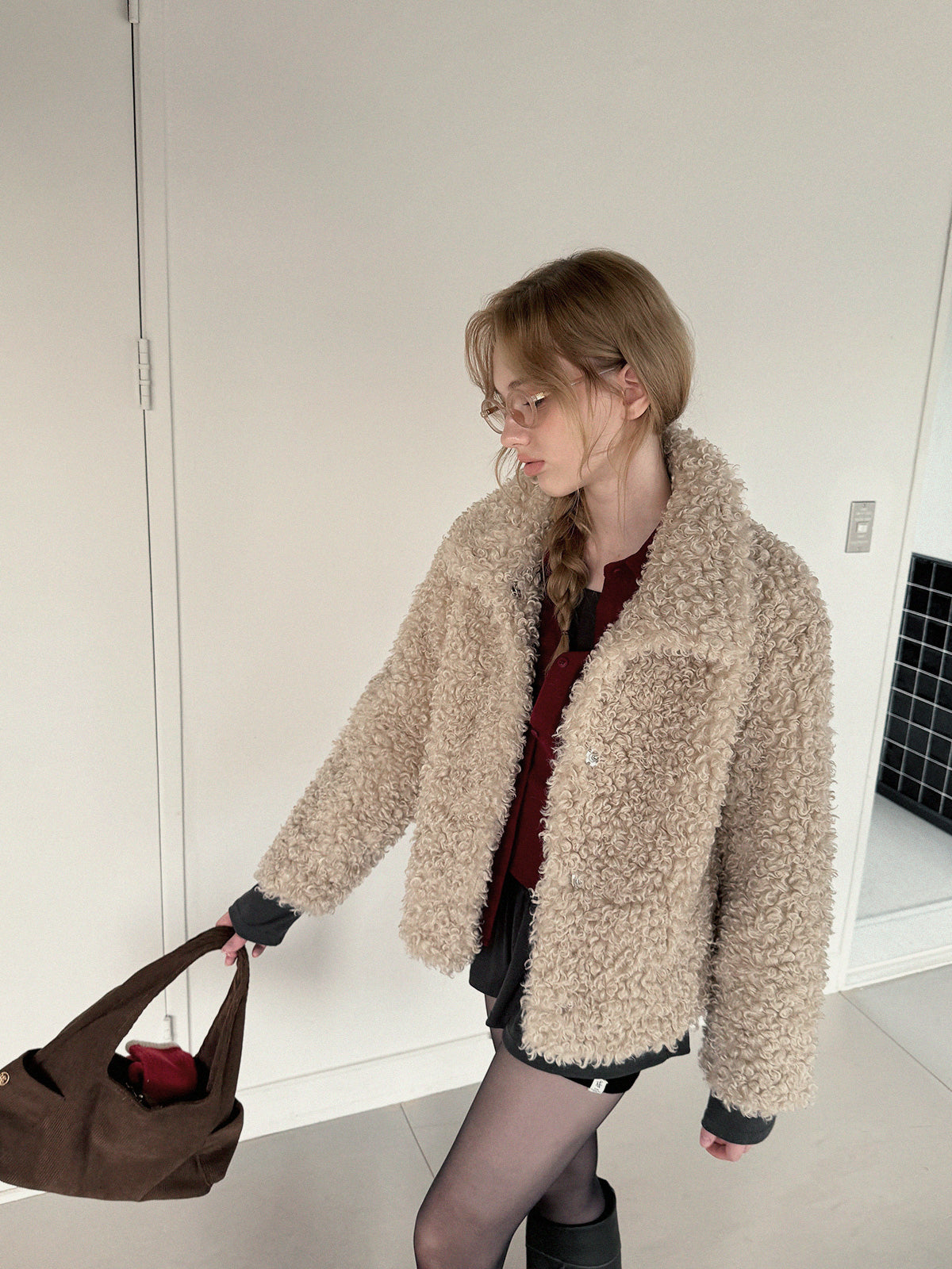 [TWEE] Rotten Wide-Collar Teddy Fur Jacket