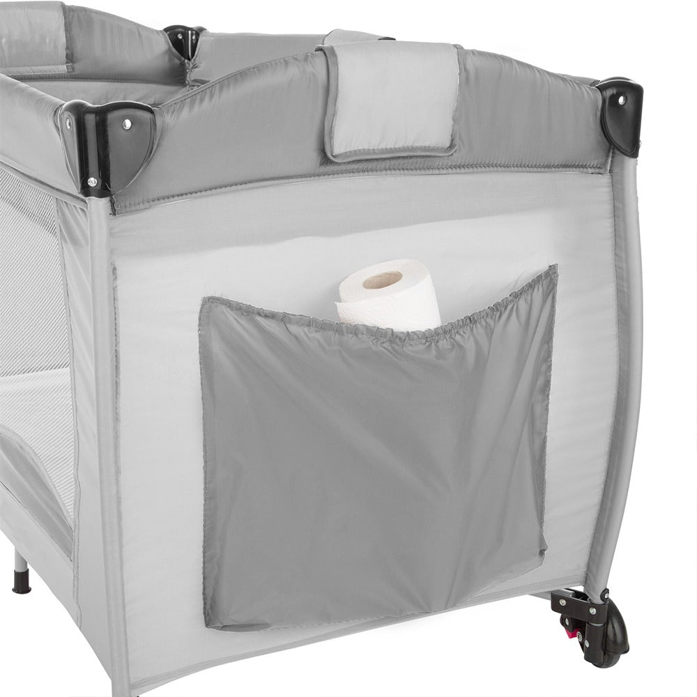 Patut de calatorie cu suport de schimbat scutece si arcada de jucarii, gri